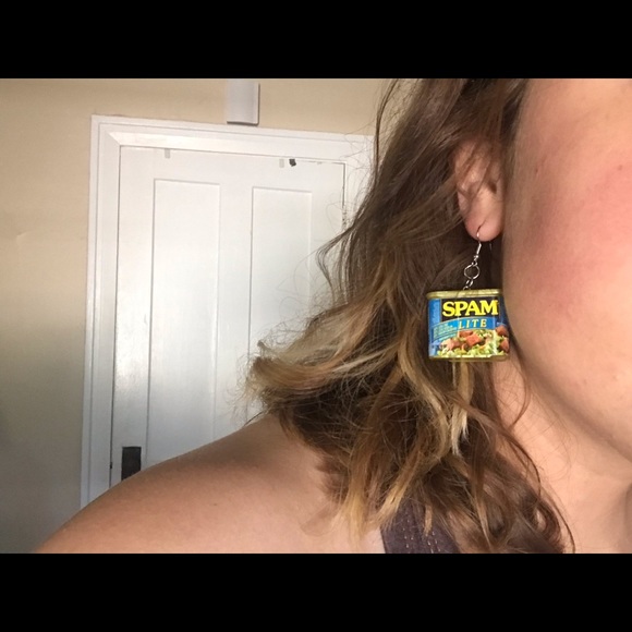 Funky earrings - Picture 2 of 2